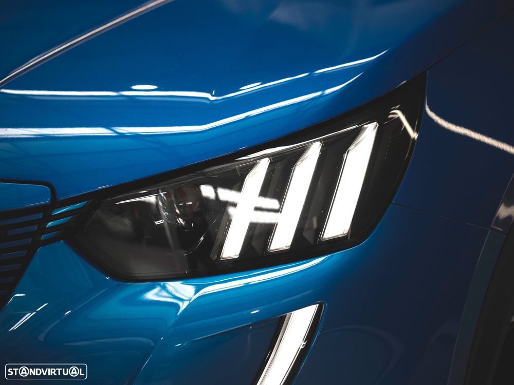 Peugeot e-2008 GT Pack - 10