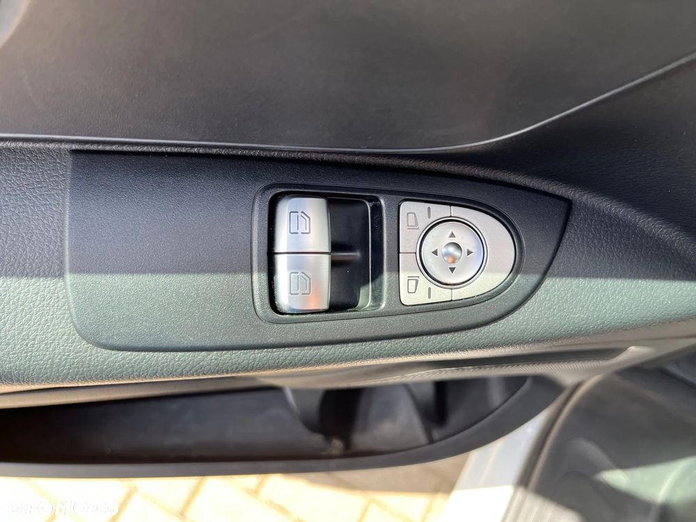 Mercedes-Benz Vito 116cdi Long automat - 17