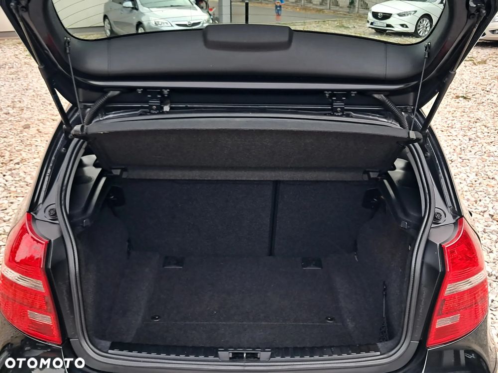 BMW Seria 1 116i Edition Sport - 16