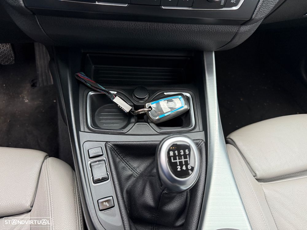 BMW 116 d EfficientDynamics - 16