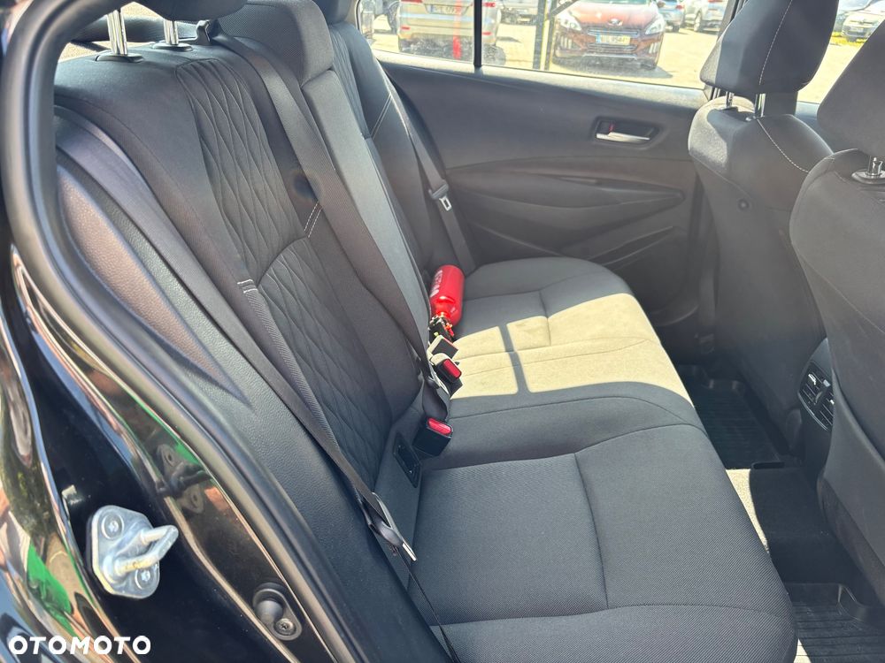 Toyota Corolla 1.8 Hybrid Comfort - 16