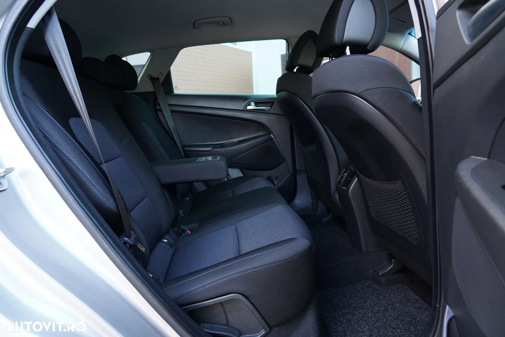 Hyundai Tucson blue 1.7 CRDi 2WD Style - 9
