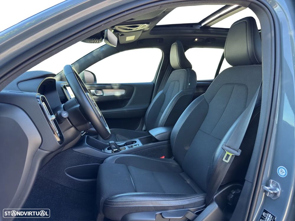 Volvo XC 40 T5 Twin Engine DKG Momentum Pro - 11