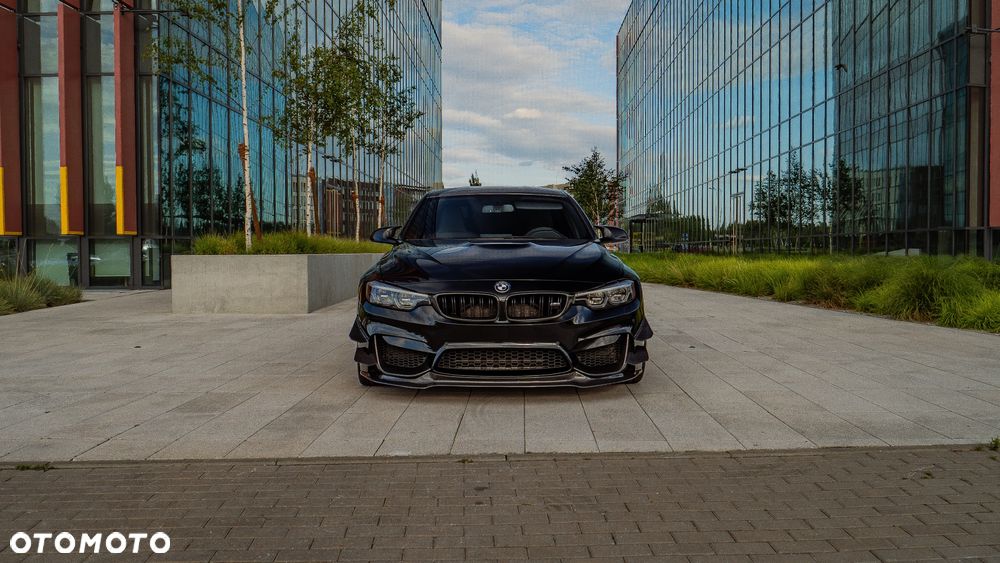 BMW M3 CS DKG - 6