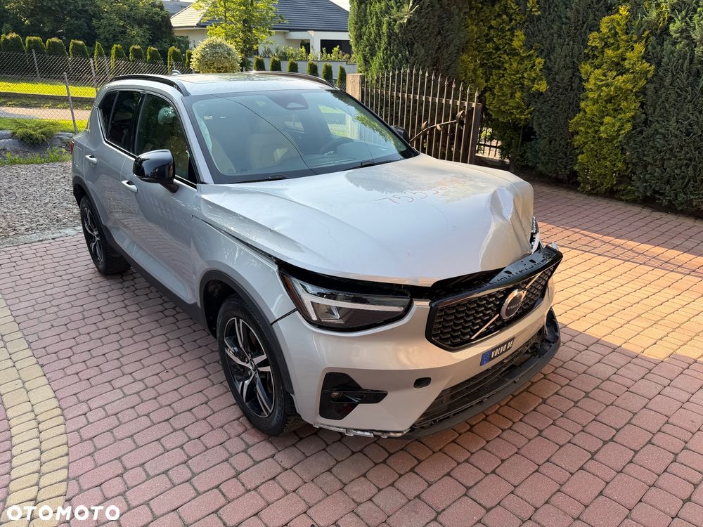 Volvo XC 40 B5 B AWD Ultimate Dark - 3