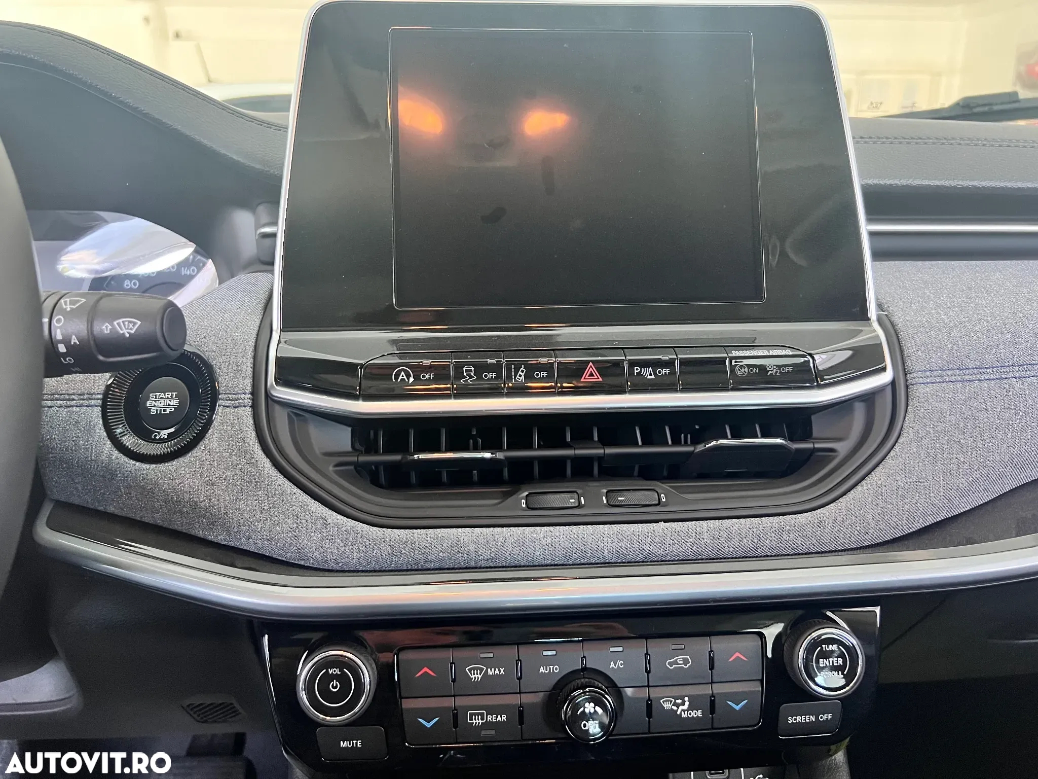 Jeep Compass - 10