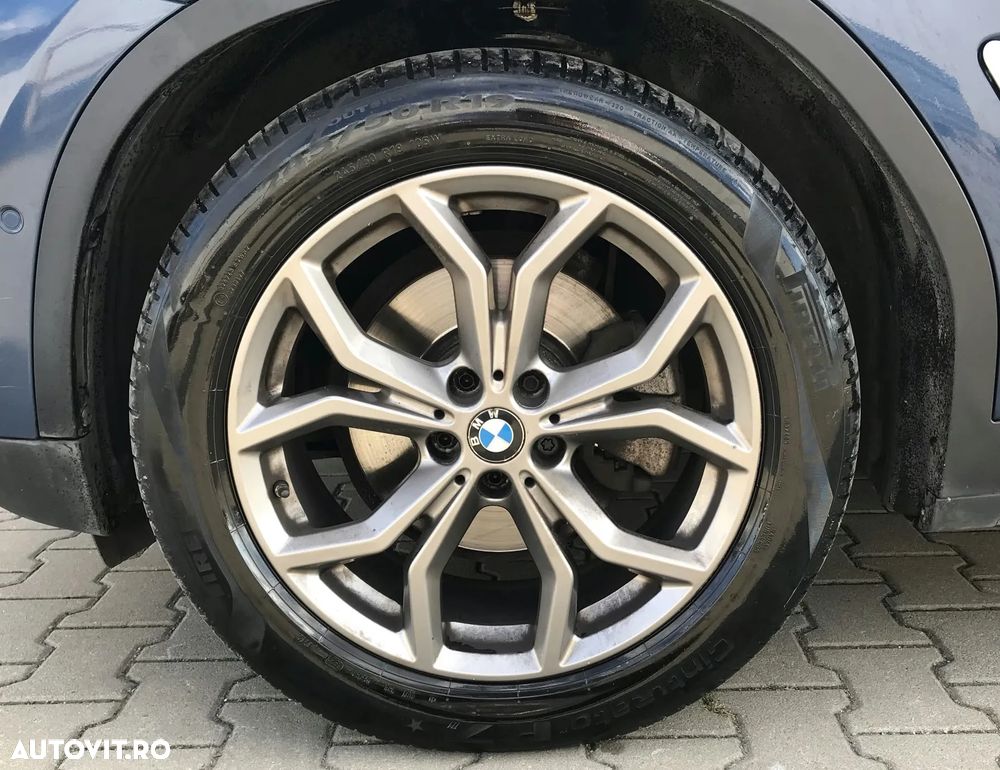 BMW X3 xDrive20d AT Luxury Line - 41
