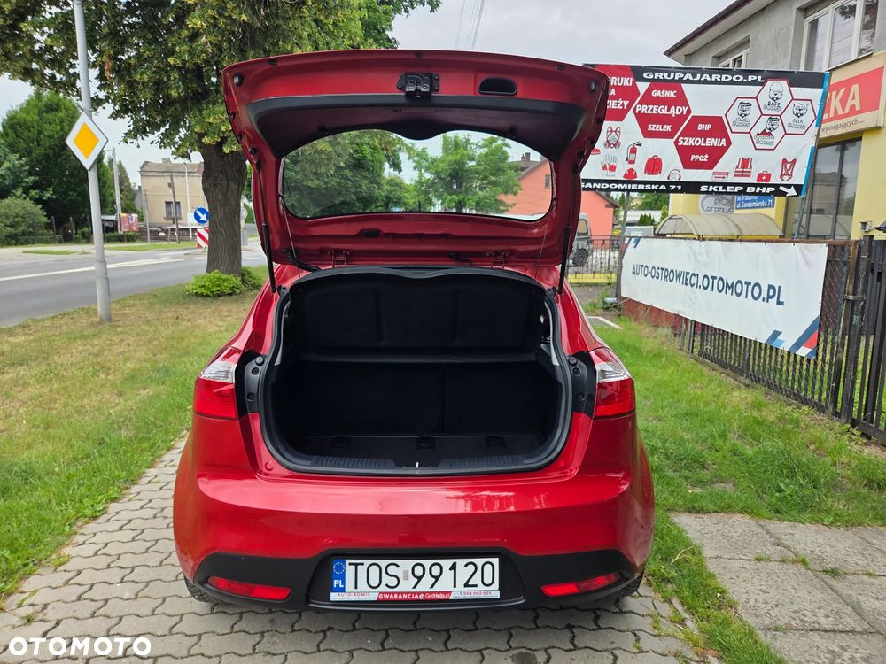 Kia Rio 1.2 Attract - 14
