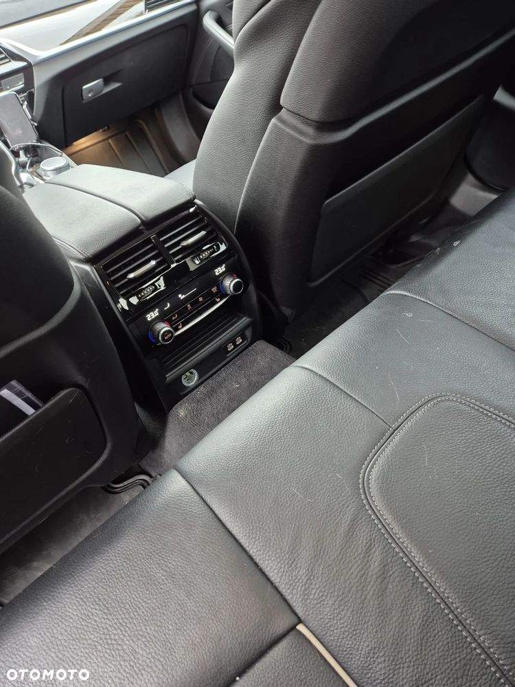 BMW Seria 5 530i GPF Luxury Line - 10