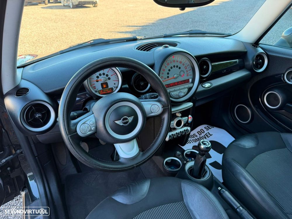 MINI Clubman Cooper D - 8