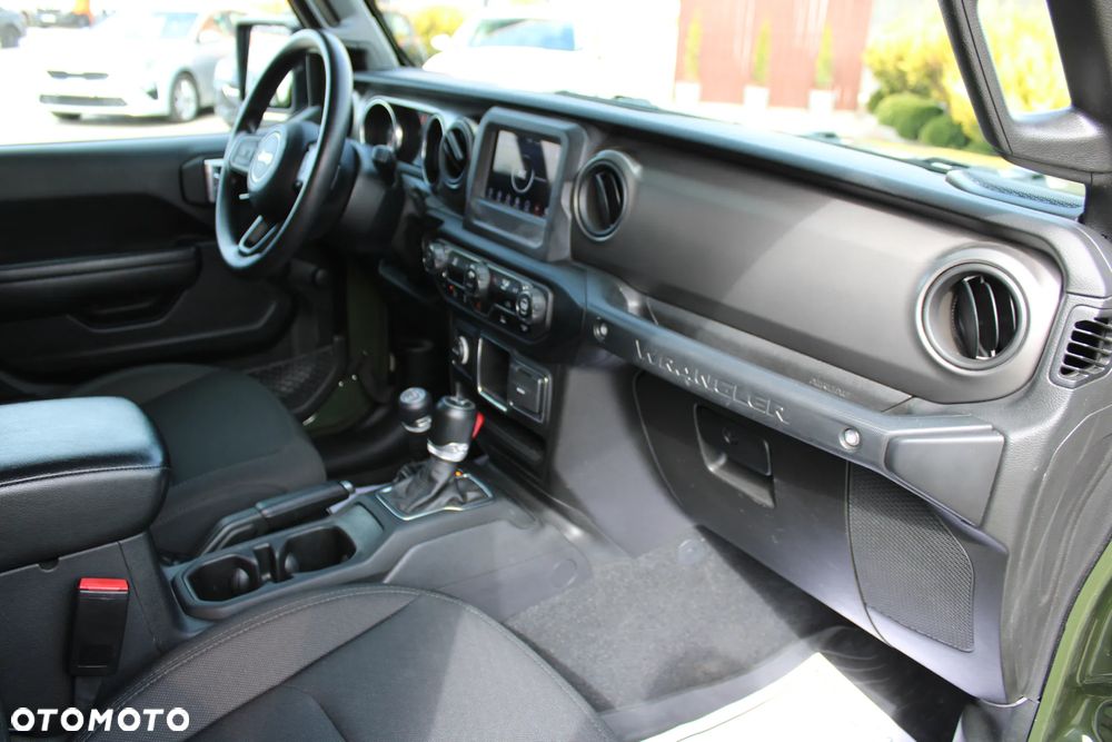 Jeep Wrangler Unlimited 3.6 Automatik X - 30