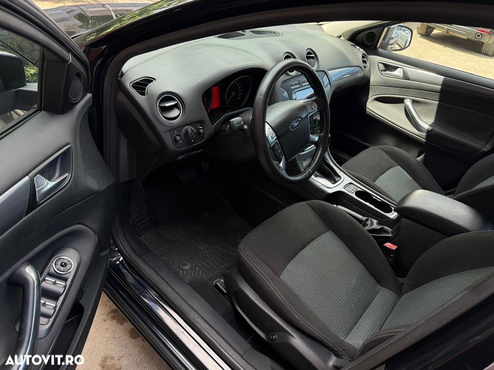 Ford Mondeo - 7