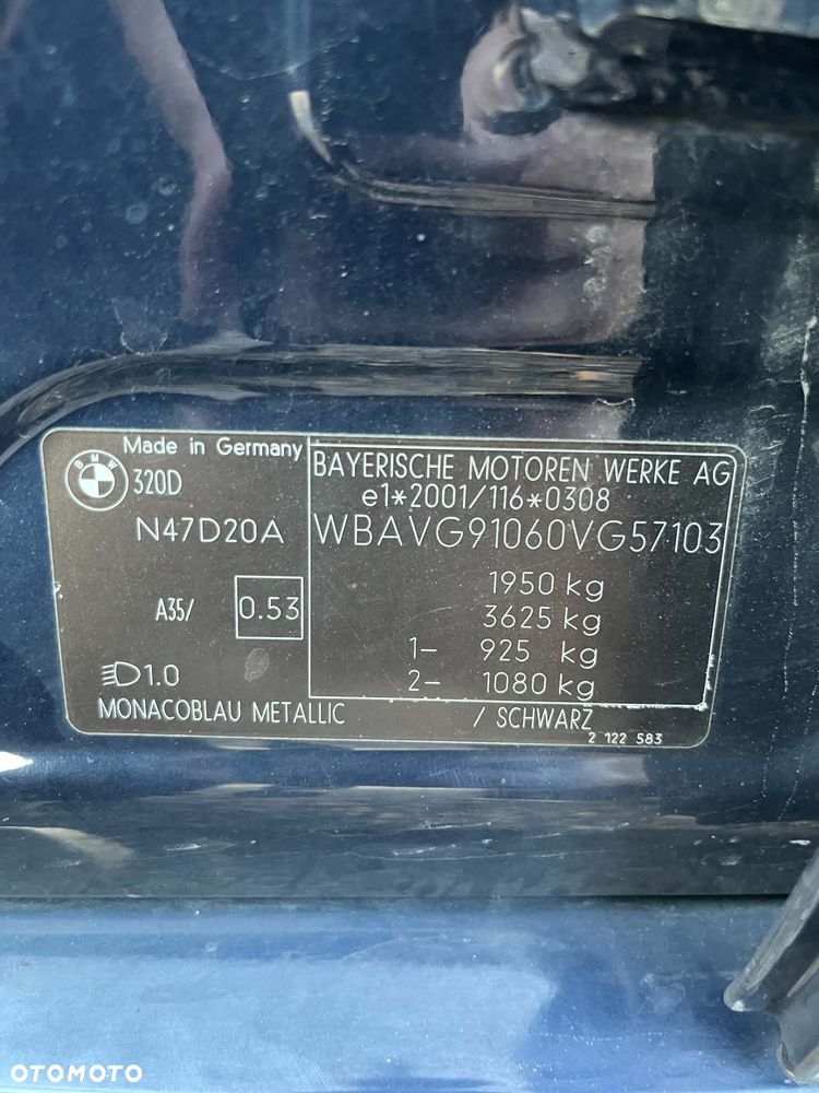 BMW Seria 3 320d - 12