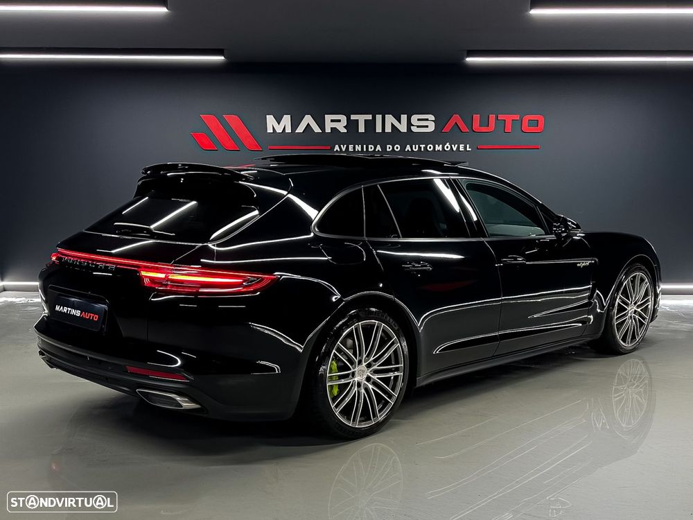 Porsche Panamera Sport Turismo - 3