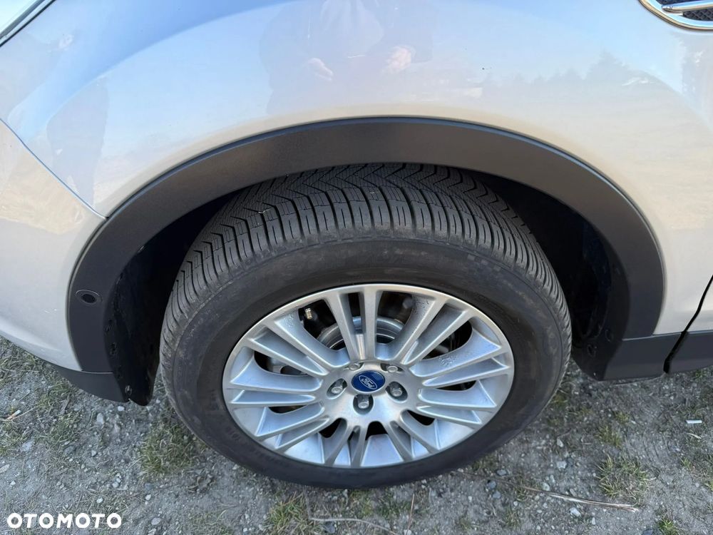 Ford Kuga 2.0 TDCi 2x4 Trend - 12