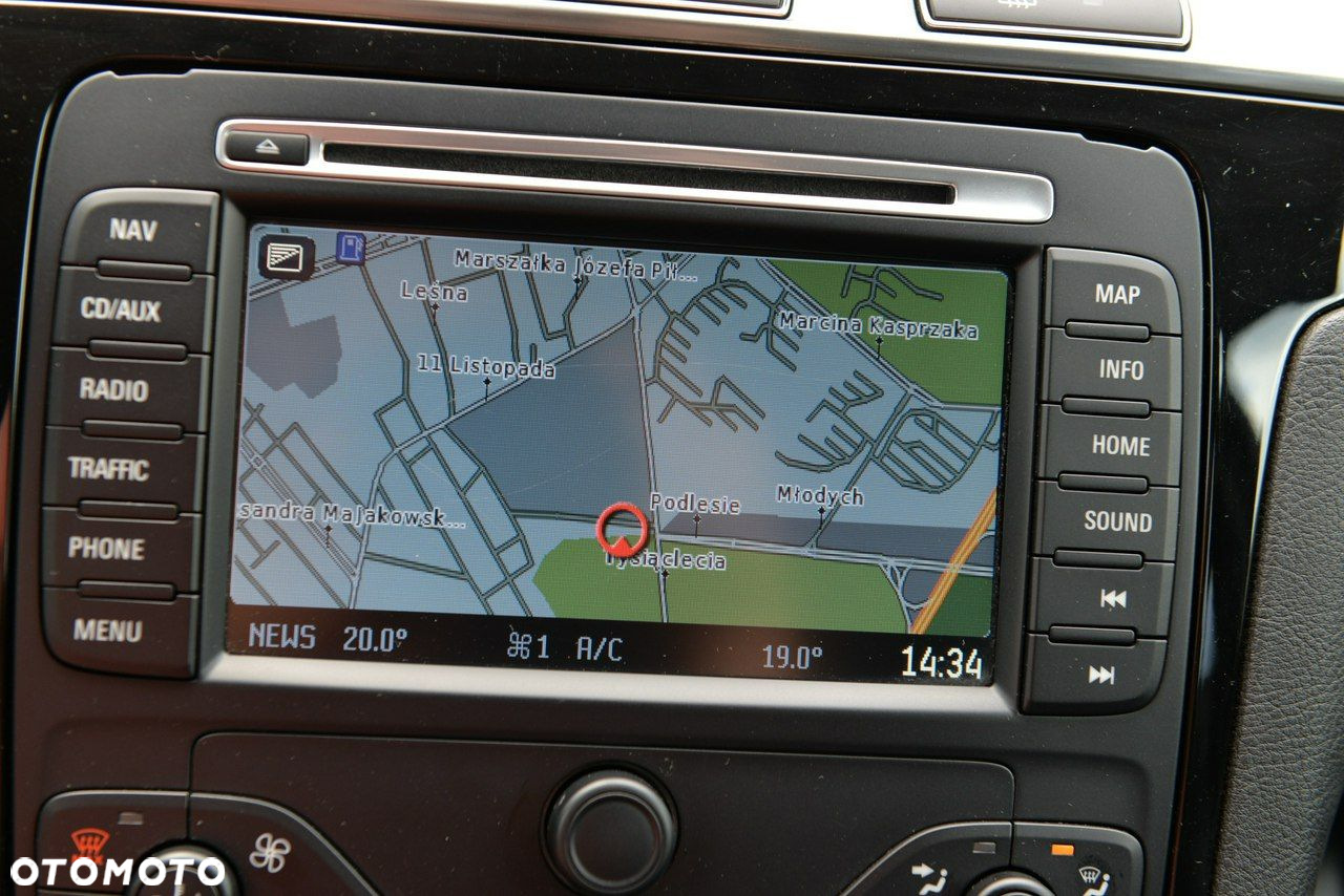 Ford S-Max - 18