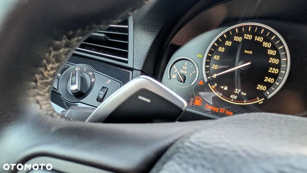 BMW Seria 5 525d xDrive Sport-Aut Luxury Line - 19