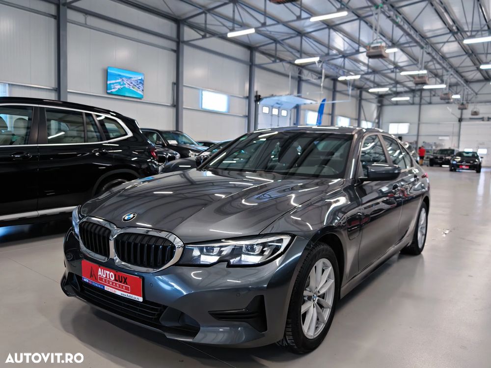 BMW Seria 3 330e AT PHEV - 29