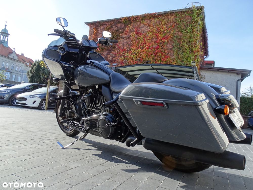 Harley-Davidson Touring Road Glide - 5