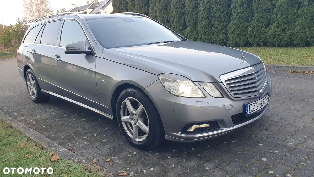 Mercedes-Benz Klasa E 300 BlueTEC 7G-TRONIC Elegance - 2