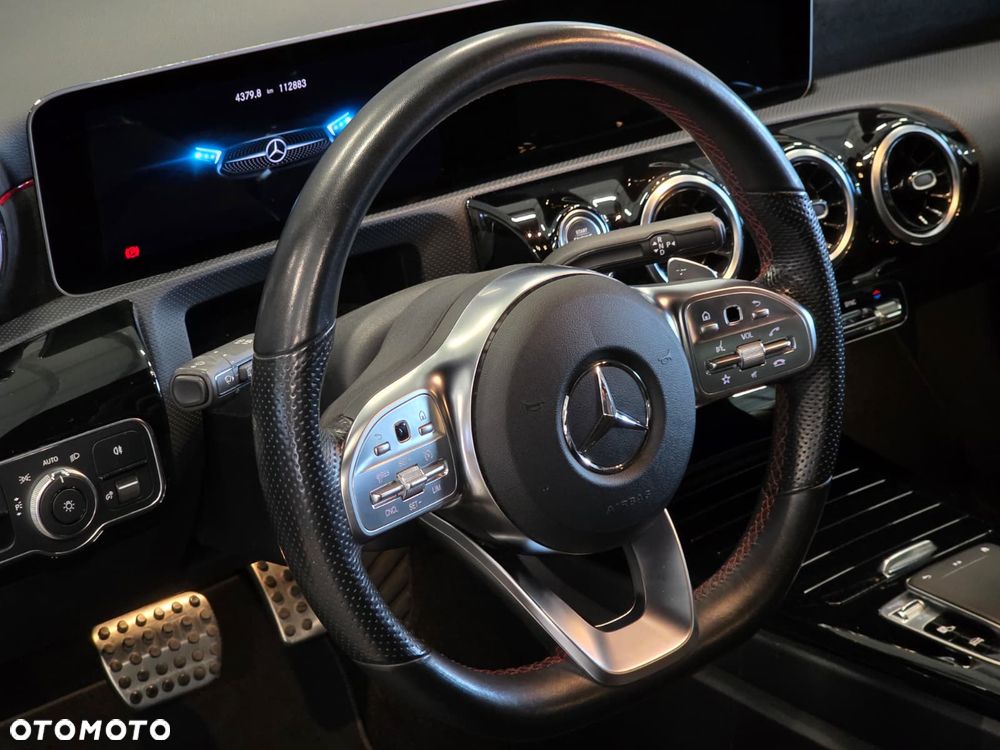 Mercedes-Benz Klasa A 220 4-Matic AMG Line 7G-DCT - 15