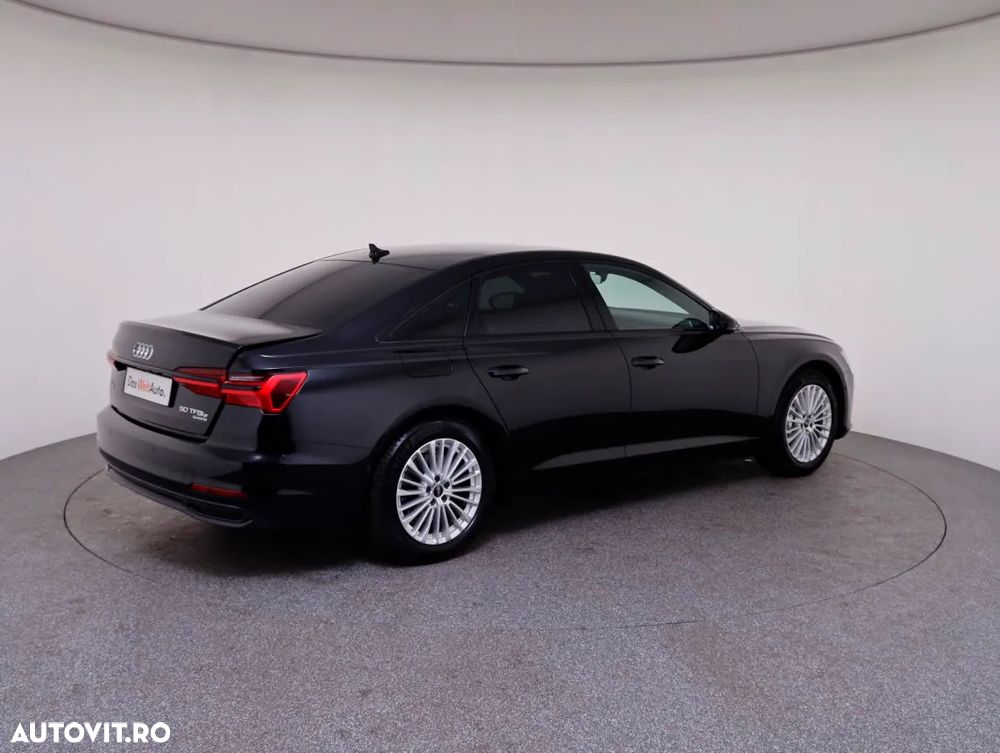 Audi A6 Avant 2.0 45 TFSI quattro S tronic Design - 5