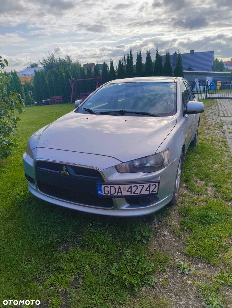 Mitsubishi Lancer - 1