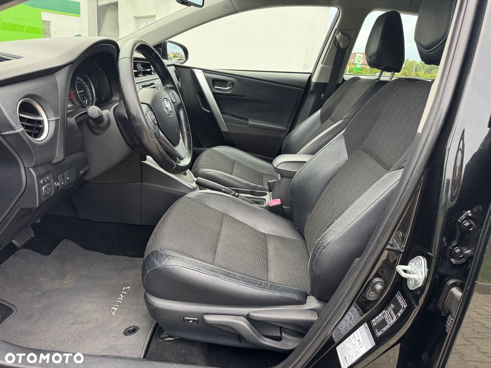 Toyota Auris 1.8 HSD Luna - 9