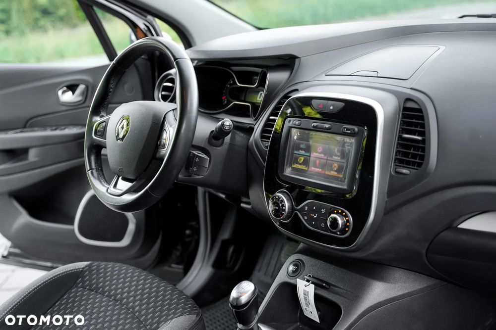 Renault Captur - 16