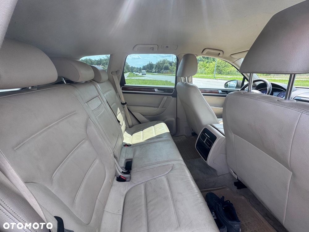 Volkswagen Touareg 3.0 V6 TDI 4XMot BMT - 16