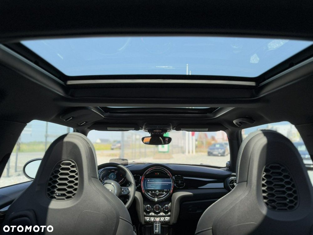 MINI John Cooper Works - 33