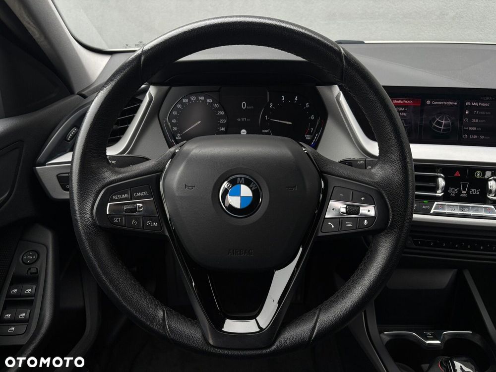 BMW Seria 1 118i - 10
