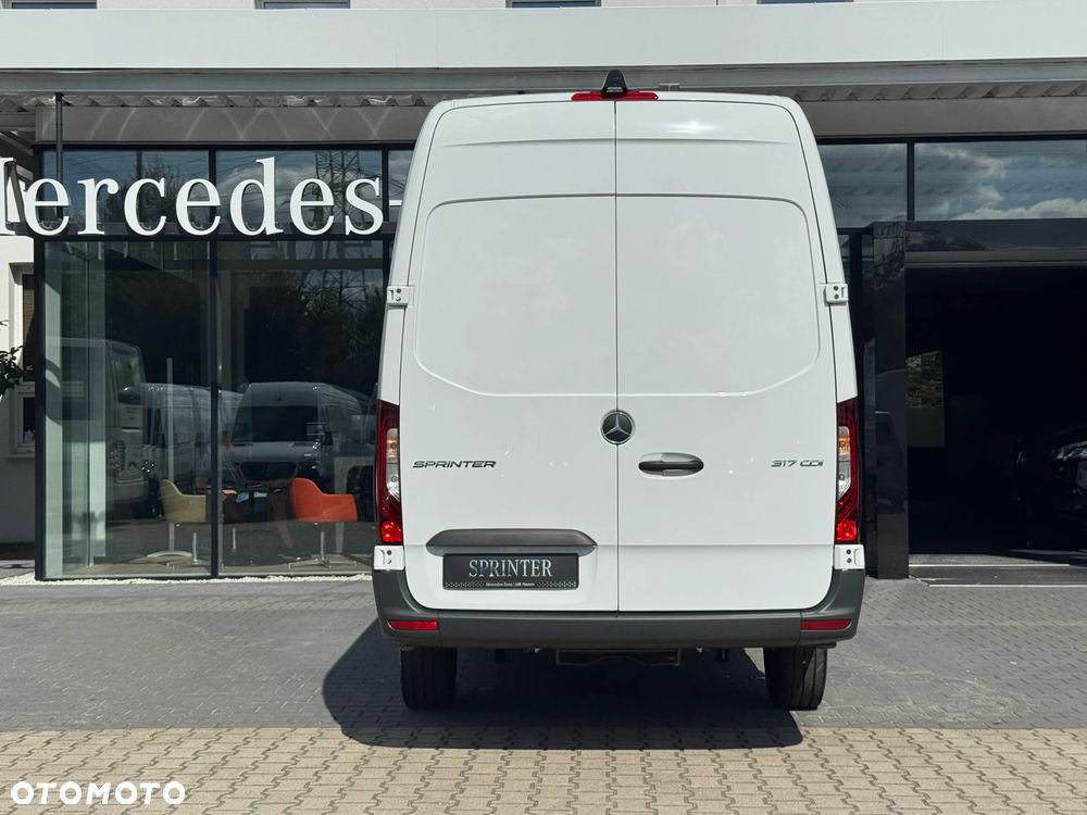 Mercedes-Benz Sprinter 317 CDI - 11