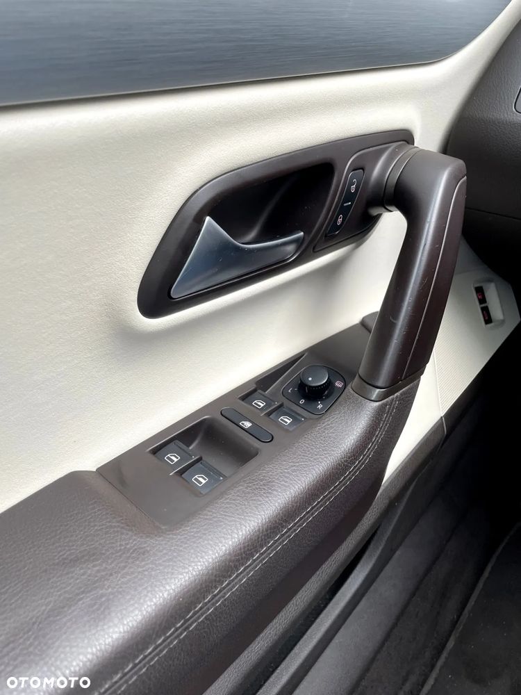Volkswagen CC 2.0 TDI BlueMotion Technology DSG - 11