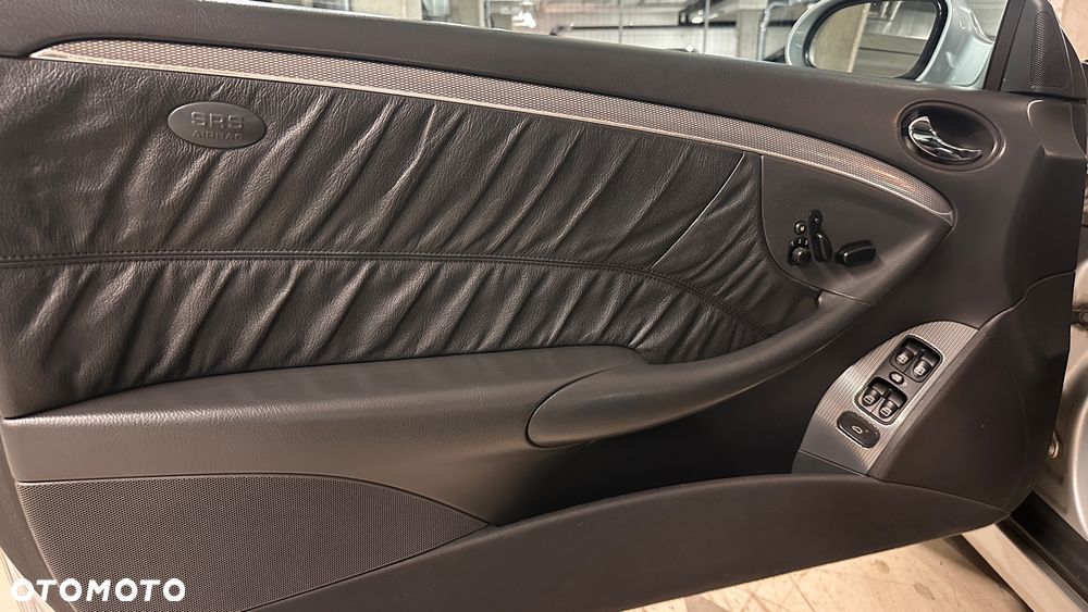Mercedes-Benz CLK 2004