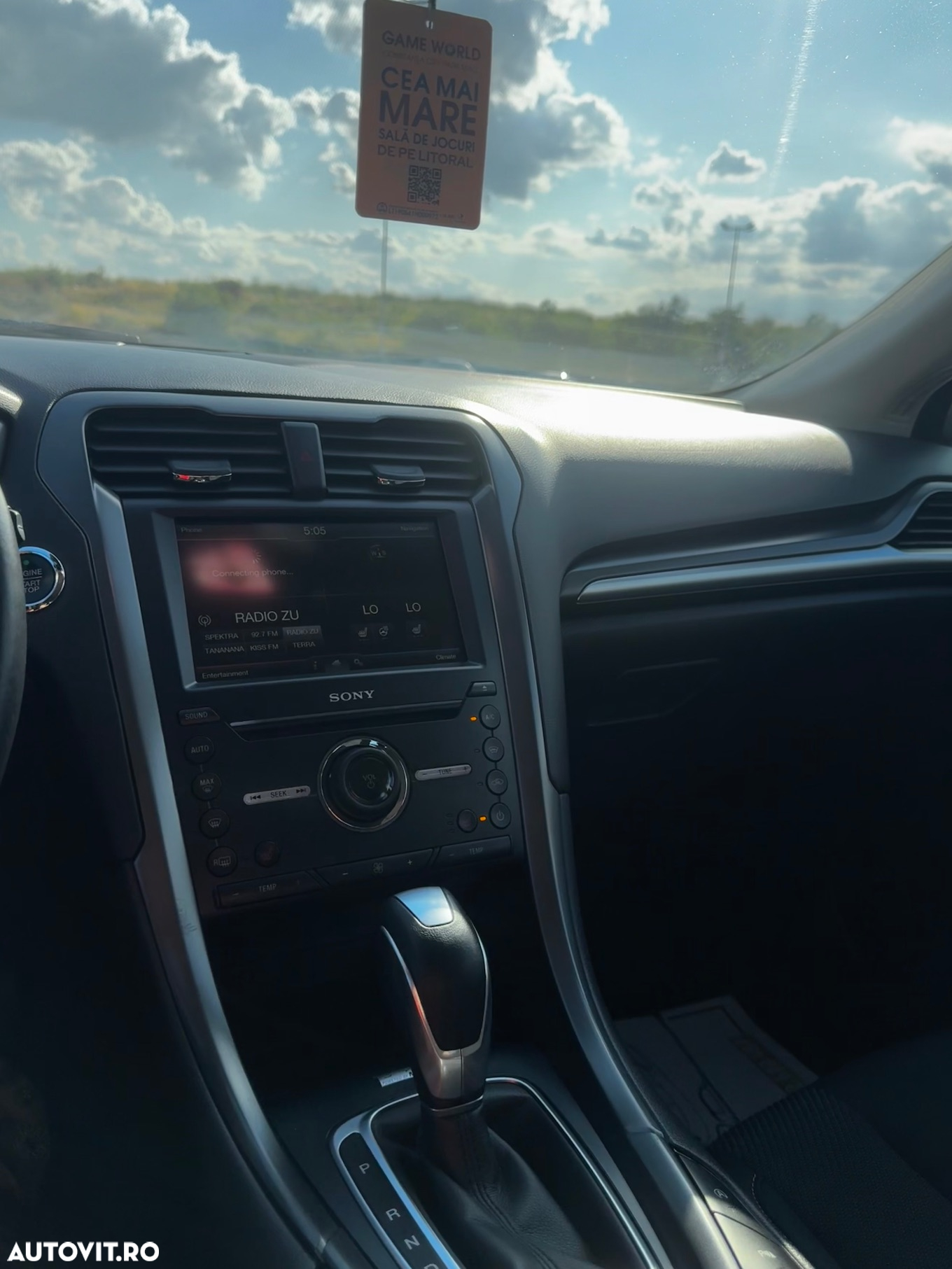 Ford Mondeo Vignale 2.0 TDCi Powershift - 13