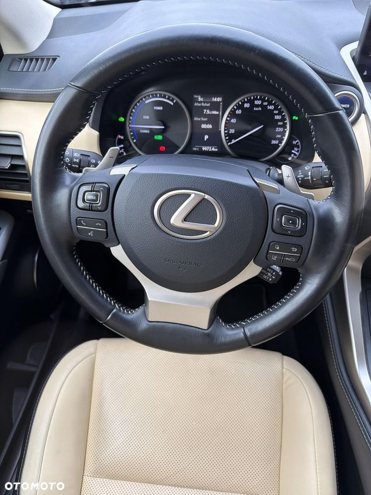 Lexus NX 300h Comfort AWD - 13