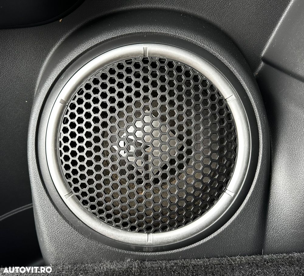 Mitsubishi Outlander 2.4 4WD Top - 28