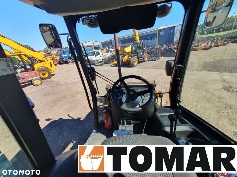 JCB MIDI CX  2013r - 19