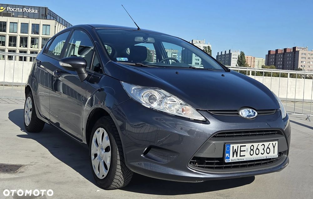 Ford Fiesta 1.25 Ambiente EU5 - 1