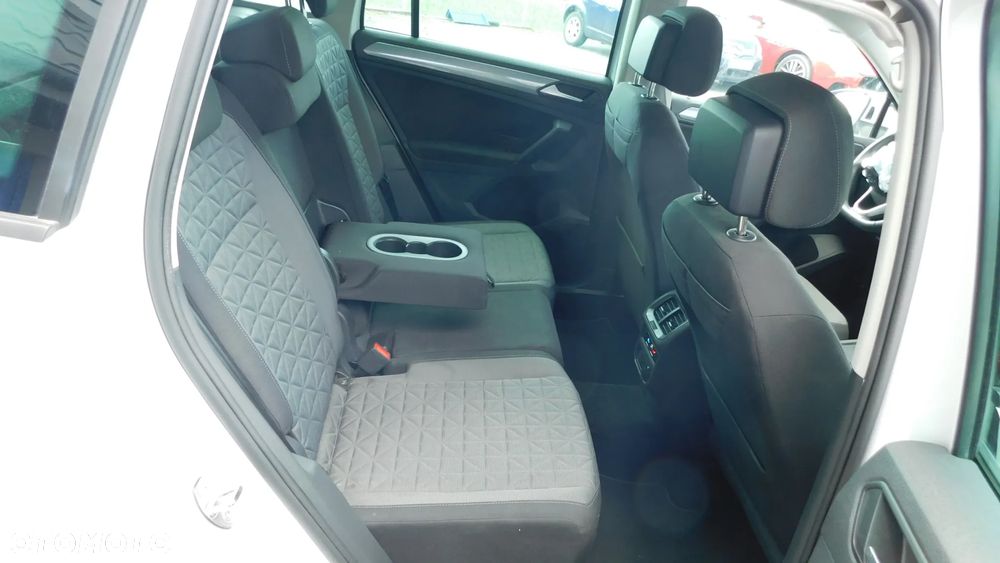 Volkswagen Tiguan 1.5 TSI EVO Elegance DSG - 31
