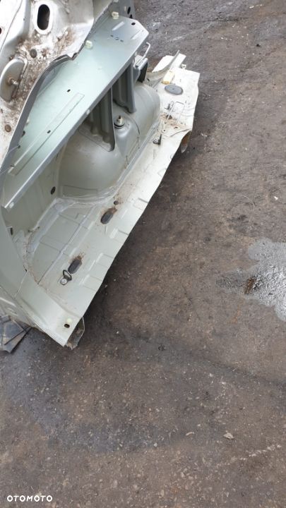 ĆWIARTKA LEWY LUB PRAWA TYŁ DACIA LOGAN MCV RADOM - 4