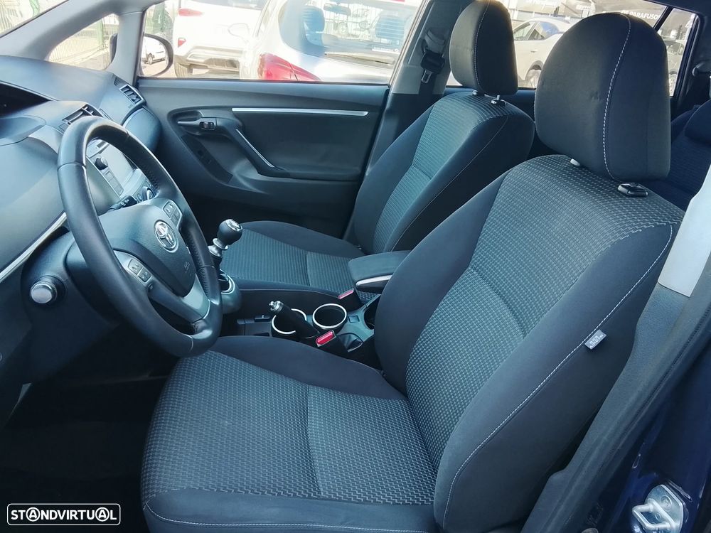 Toyota Verso 1.6 D-4D Exclusive+GPS - 8