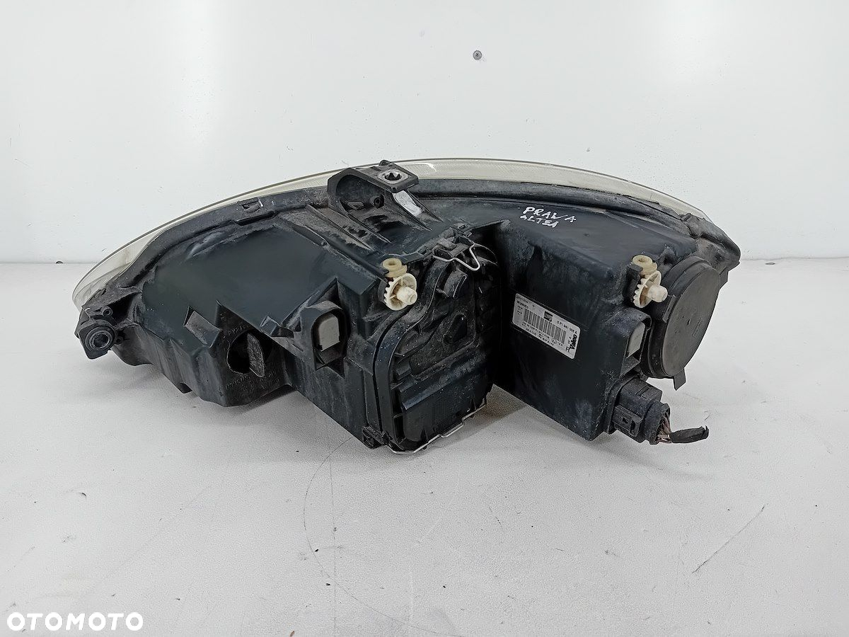 LAMPA PRZÓD PRAWA SEAT ALTEA 5P1941006A 89309820 - 3