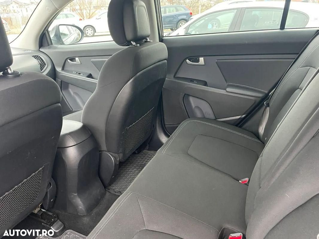 Kia Sportage - 16