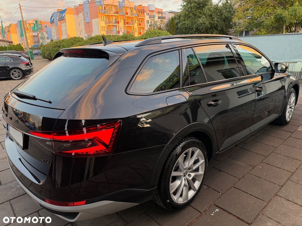 Skoda Superb 2.0 TSI 4x4 Scout DSG - 14