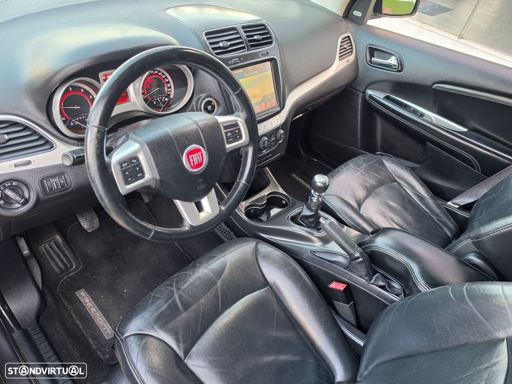 Fiat Freemont 2.0 M-Jet BlackCode - 19
