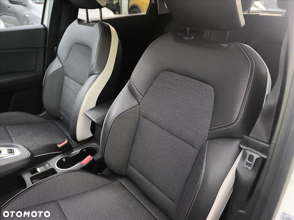 Renault Captur - 12