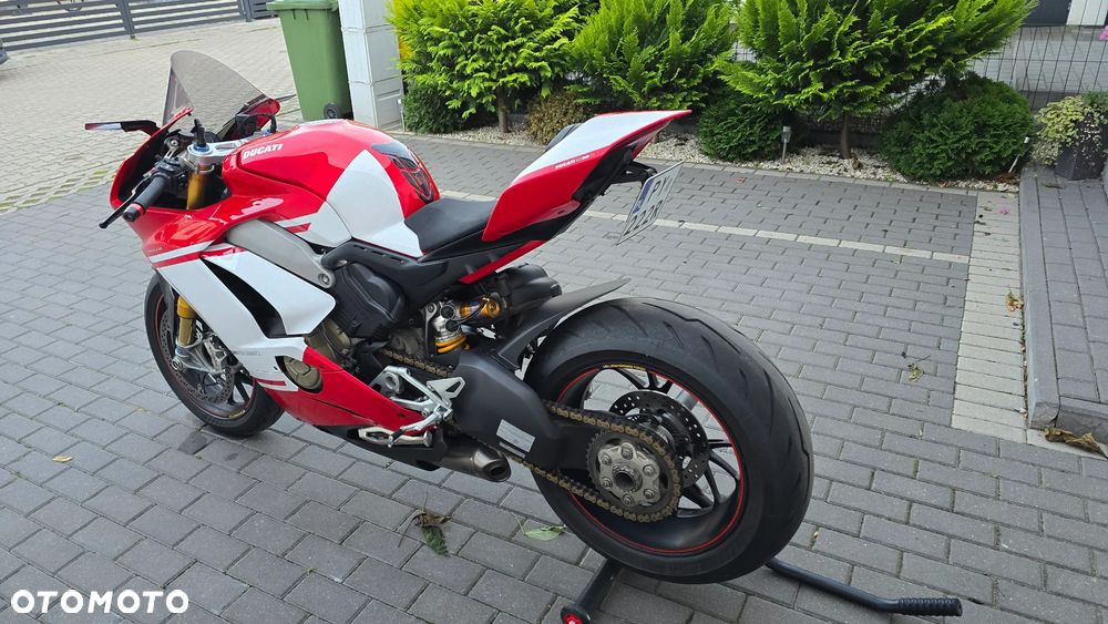 Ducati Panigale V4S - 12