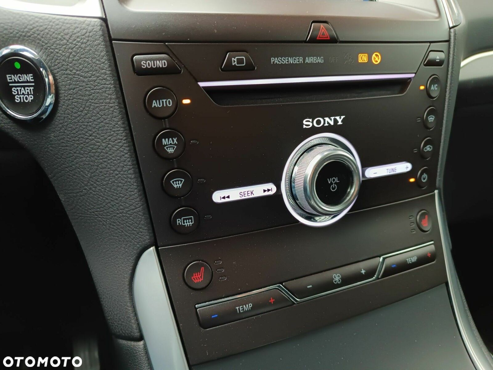 Ford S-Max - 18